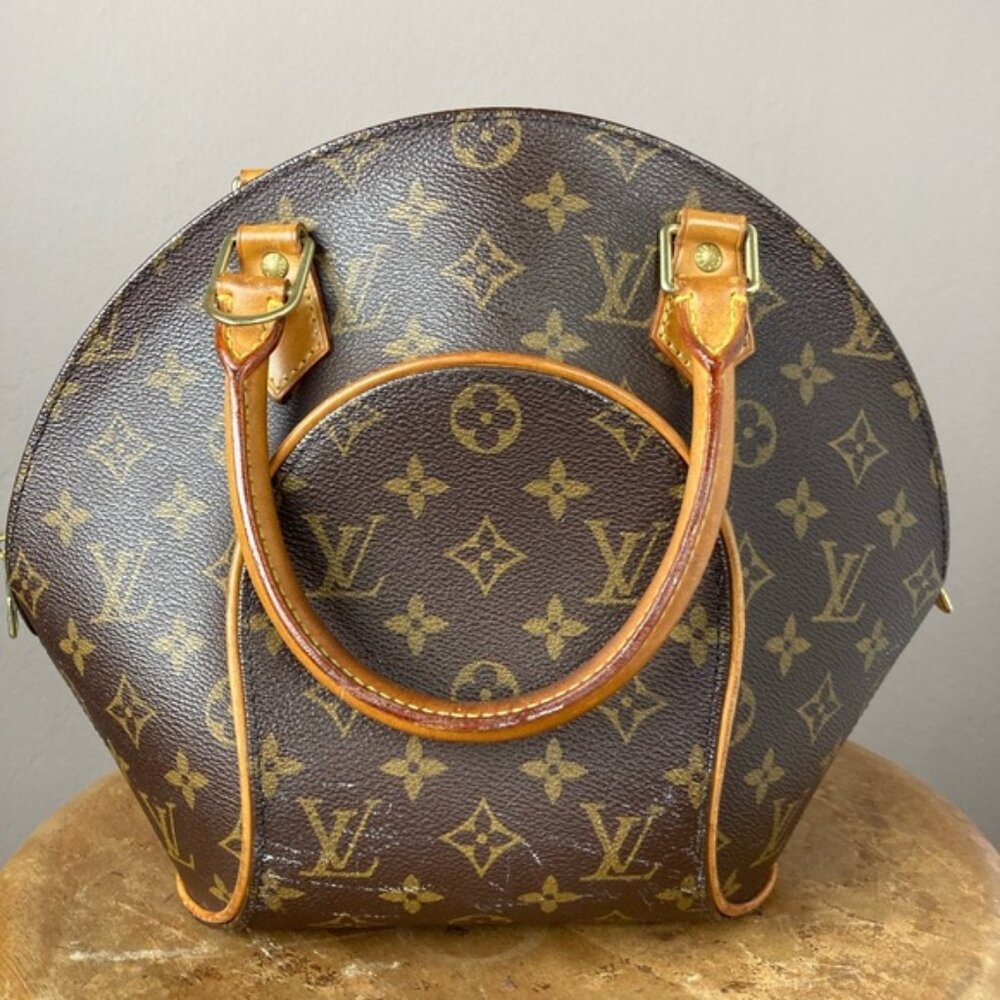 Louis Vuitton Monogram Ellipse Bag - Authenticated